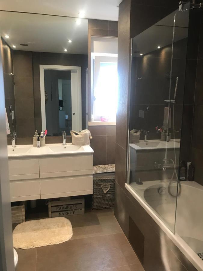 Modern Twin Room With A Balcony Montijo Buitenkant foto